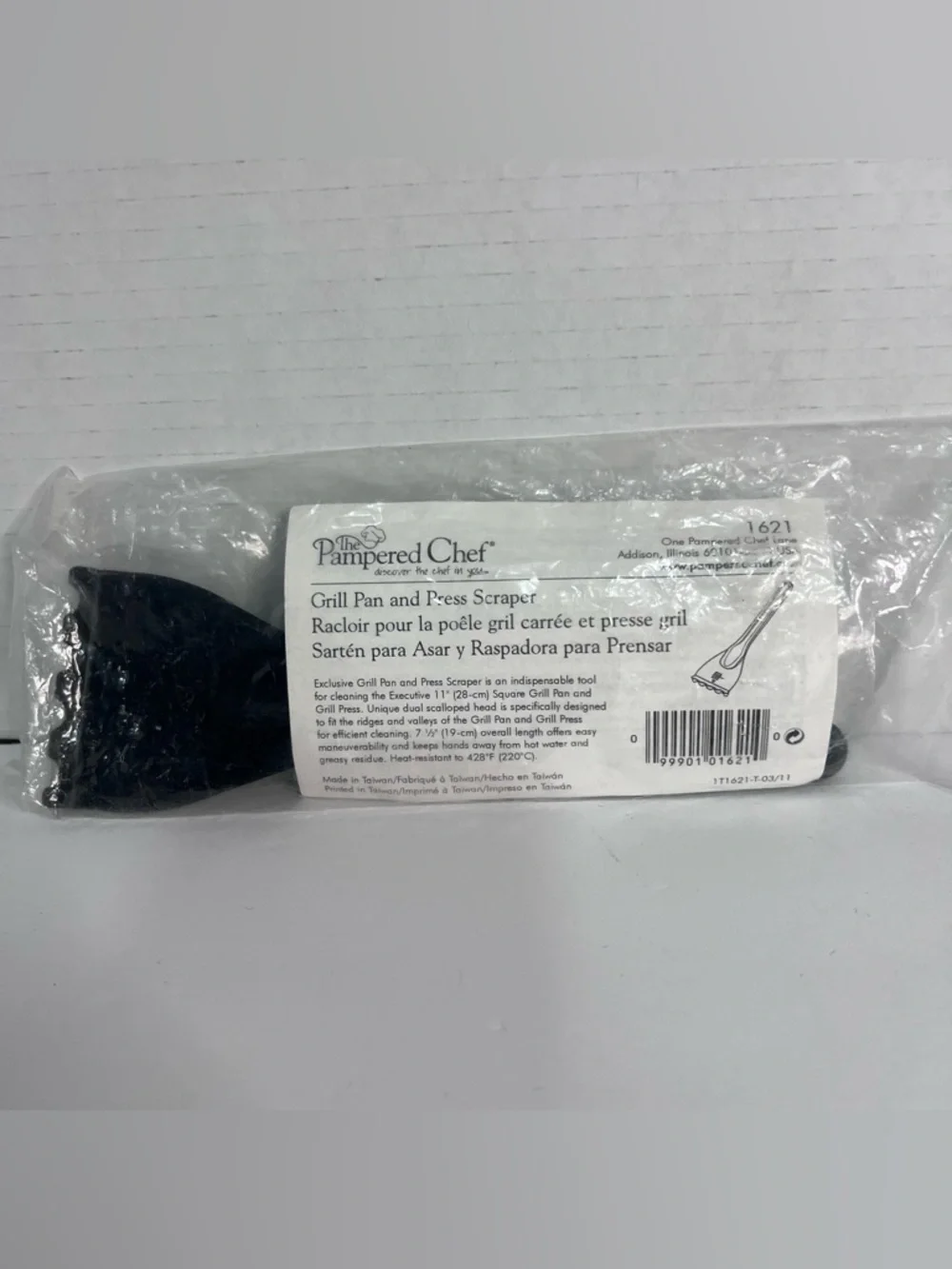 Pampered Chef Grill Pan and Press Scraper Tool 1621‎ SEALED Black Nylon